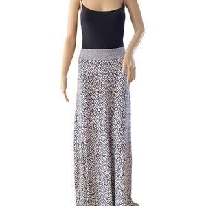 TART Collections Shana Maxi  Navy & White Print w Contrasting Waistband  Size M